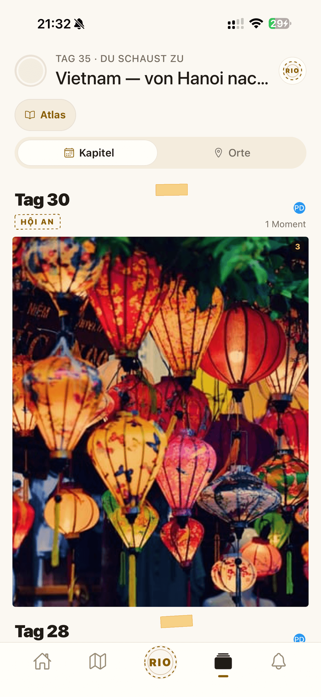 Plannario Family, Kapitel-Ansicht: Tag 30 in Hội An als Foto-Album-Seite mit Klebestreifen-Optik.